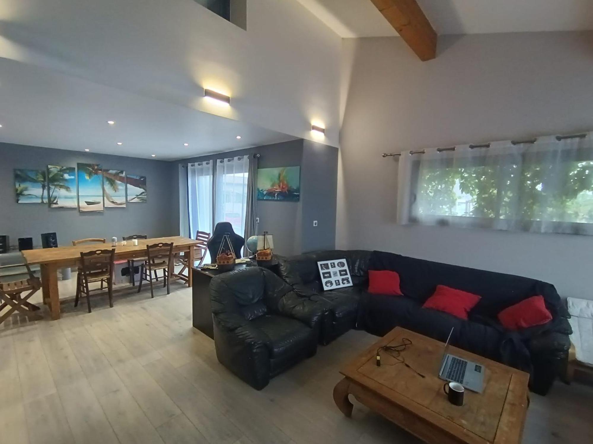 Chambres A Vacquieres Exterior photo